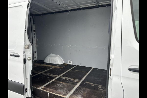Mercedes-Benz Sprinter 315 1.9 CDI L2H2*LED*MBUX*HAAK*CRUISE*NAVI*CAM*TEL