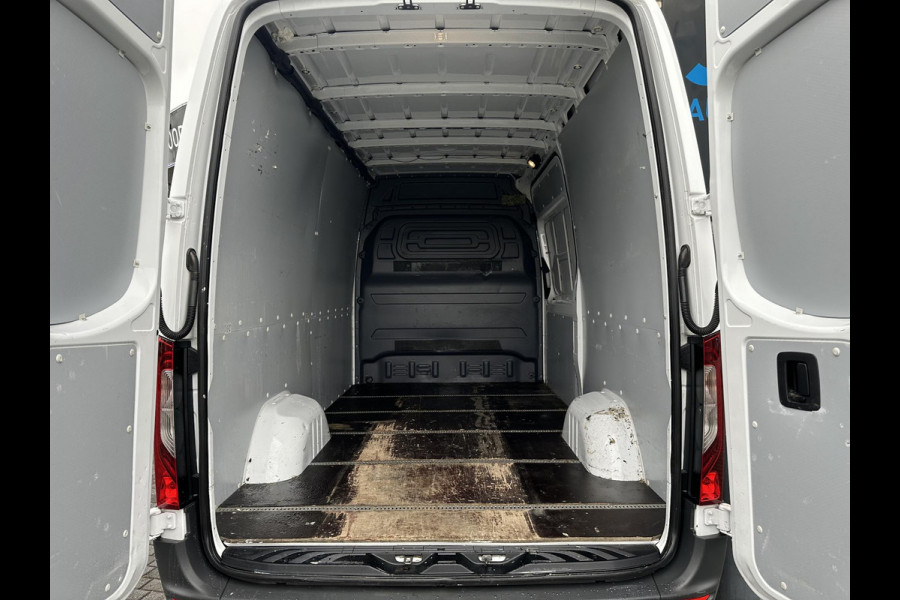 Mercedes-Benz Sprinter 315 1.9 CDI L2H2*LED*MBUX*HAAK*CRUISE*NAVI*CAM*TEL