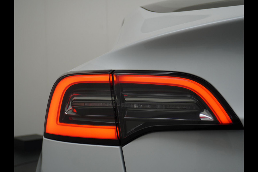 Tesla Model 3 Standard RWD Plus 60 kWh NW TYPE ACCU | AUTOPILOT | RIJKLAAR INCL. 12 MND. BOVAGGARANTIE