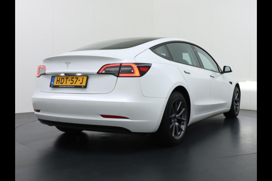 Tesla Model 3 Standard RWD Plus 60 kWh NW TYPE ACCU | AUTOPILOT | RIJKLAAR INCL. 12 MND. BOVAGGARANTIE