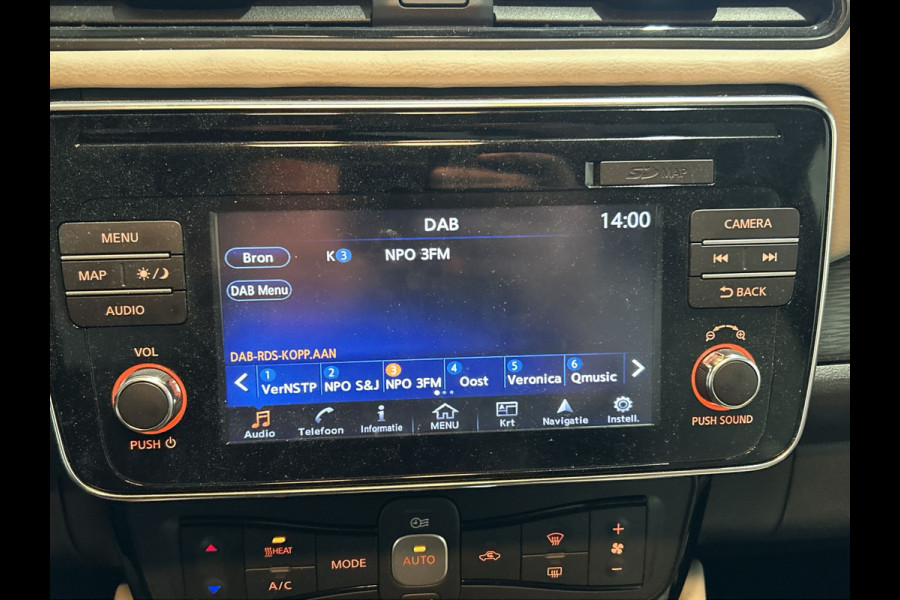 Nissan Leaf Tekna 40 kWh | Stoelverwarming | Lederen Bekleding | | SoH (batterijcheck) 85 % score!