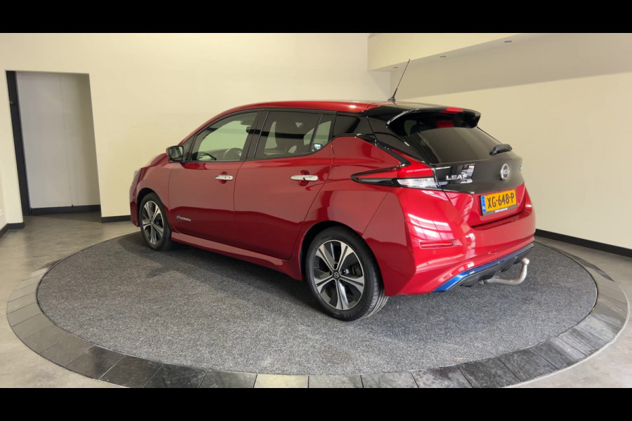 Nissan Leaf Tekna 40 kWh | Stoelverwarming | Lederen Bekleding | | SoH (batterijcheck) 85 % score!