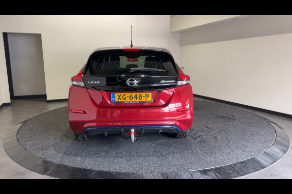 Nissan Leaf Tekna 40 kWh | Stoelverwarming | Lederen Bekleding | | SoH (batterijcheck) 85 % score!