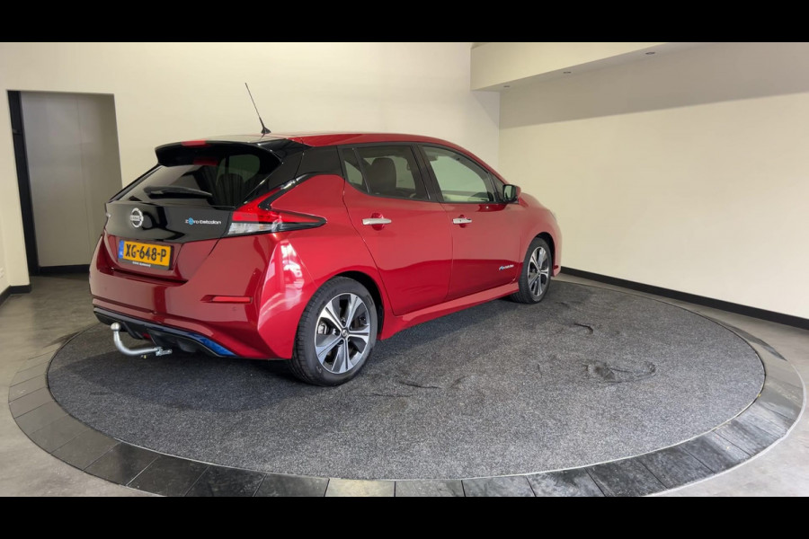 Nissan Leaf Tekna 40 kWh | Stoelverwarming | Lederen Bekleding | | SoH (batterijcheck) 85 % score!