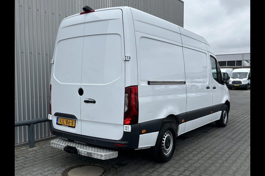 Mercedes-Benz Sprinter 315 1.9 CDI L2H2*LED*MBUX*HAAK*CRUISE*NAVI*CAM*TEL