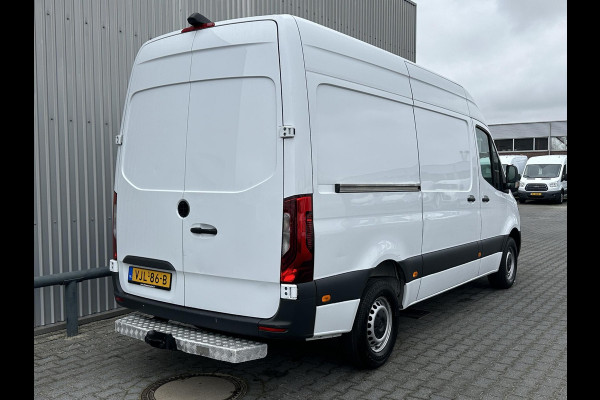 Mercedes-Benz Sprinter 315 1.9 CDI L2H2*LED*MBUX*HAAK*CRUISE*NAVI*CAM*TEL