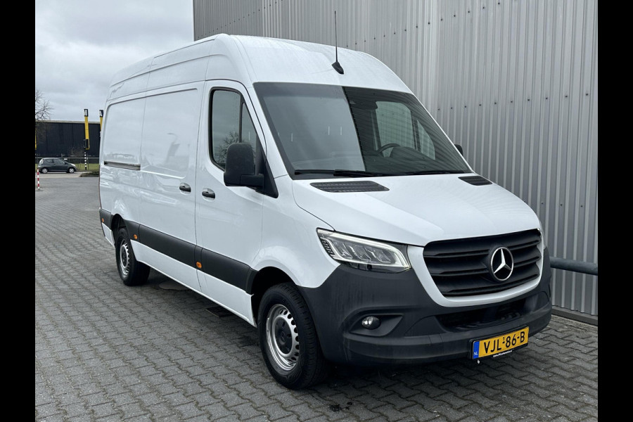 Mercedes-Benz Sprinter 315 1.9 CDI L2H2*LED*MBUX*HAAK*CRUISE*NAVI*CAM*TEL