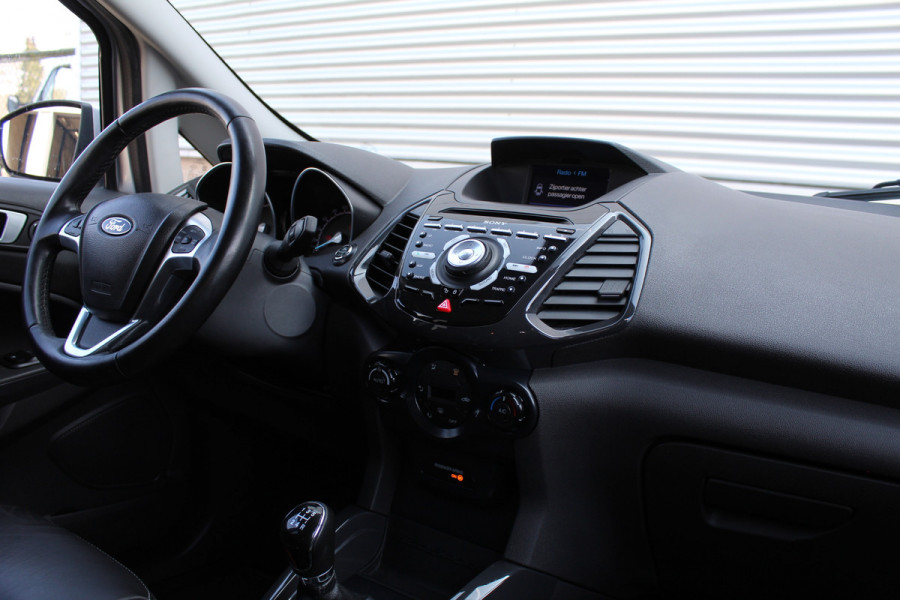Ford EcoSport 1.0 EcoBoost 125PK Titanium | Origin NL | Trekhaak | Navigatie |  Bluetooth | Parkeersensoren