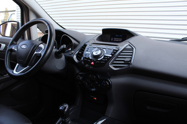 Ford EcoSport 1.0 EcoBoost 125PK Titanium | Origin NL | Trekhaak | Navigatie |  Bluetooth | Parkeersensoren