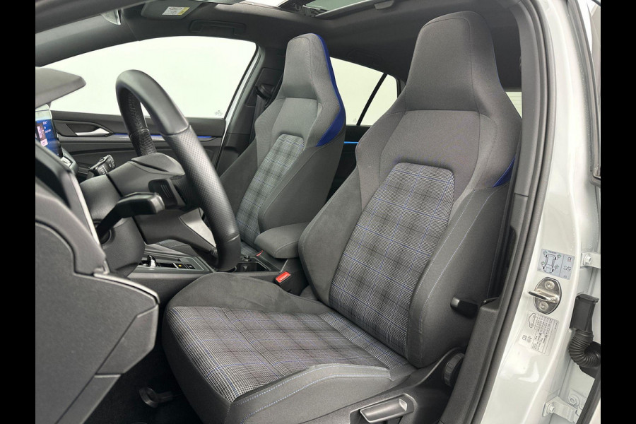 Volkswagen Golf 1.4 eHybrid GTE Pano IQ Sfeer ACC Lame