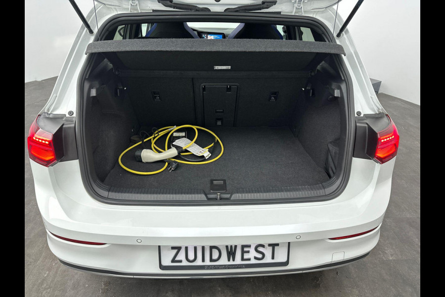 Volkswagen Golf 1.4 eHybrid GTE Pano IQ Sfeer ACC Lame