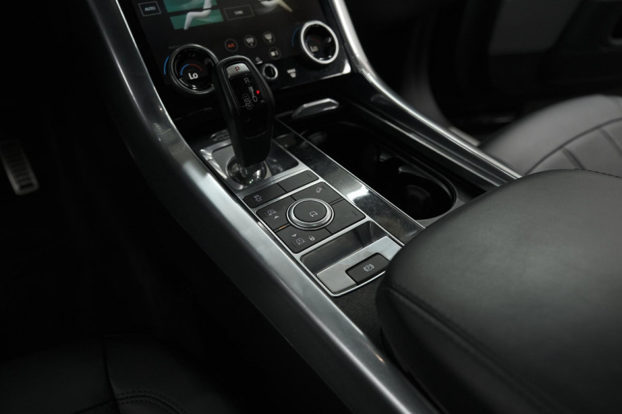 Land Rover Range Rover Sport 3.0 SDV6 HSE Dynamic 3500kg trekgewicht - BTW - Zwart/Zwart