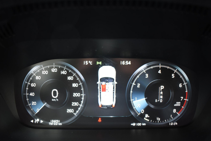 Volvo XC60 T5 250PK AWD Inscription / Navigatie / Cruise Control / Panorama Dak / Leder / LM Velgen /