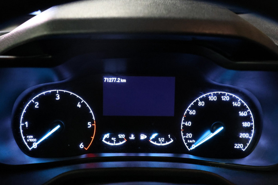 Ford Transit Connect 1.5 EcoBlue 120 PK L2 | 3-Zitter | Navigatie | Stoelverwarming | CarPlay | Camera | Airco | PDC | Trekhaak | Dealer onderhouden | Nieuwe APK | Onderhoudsbeurt