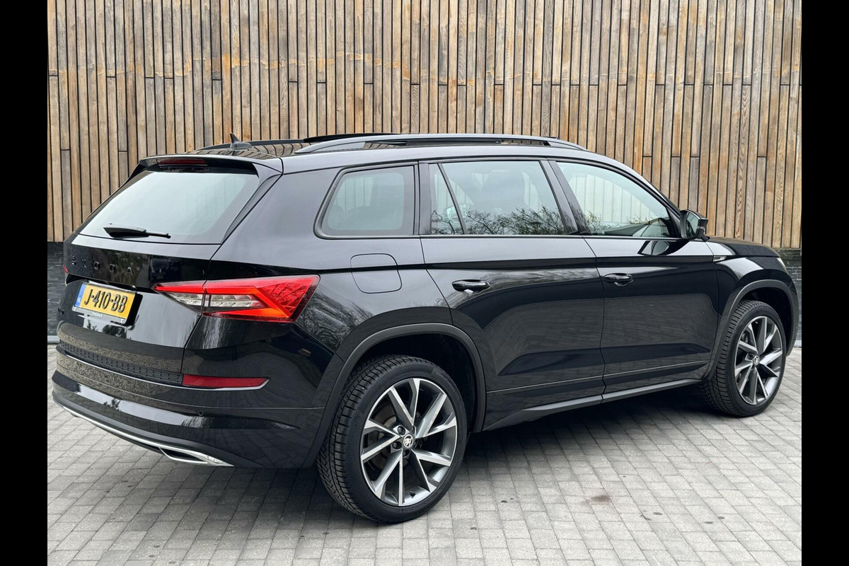 Škoda Kodiaq 1.5 TSI Sportline Automaat | Panoramadak | ACC adaptieve cruise control | 20 inch lichtmetalen velgen | Dodehoek detectie | LED