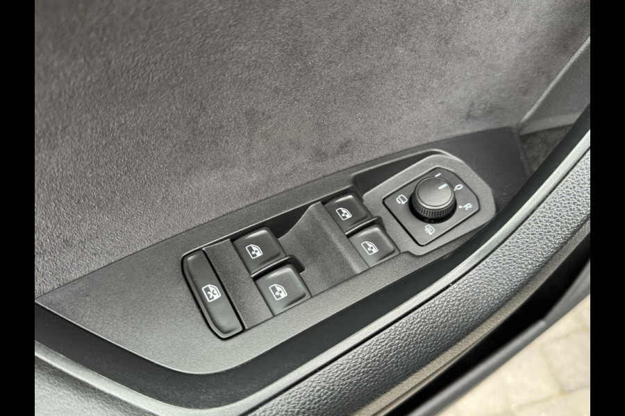 Škoda Kodiaq 1.5 TSI Sportline Automaat | Panoramadak | ACC adaptieve cruise control | 20 inch lichtmetalen velgen | Dodehoek detectie | LED