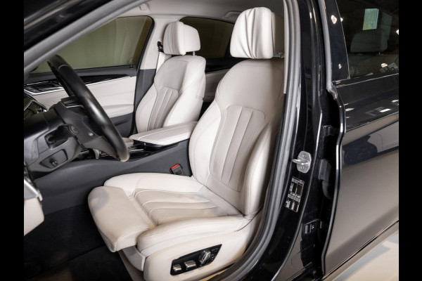 BMW 5 Serie 540i High Executive / 340pk / Leder / Achteruitrijcamera / Led