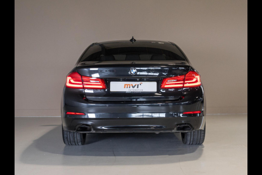 BMW 5 Serie 540i High Executive / 340pk / Leder / Achteruitrijcamera / Led