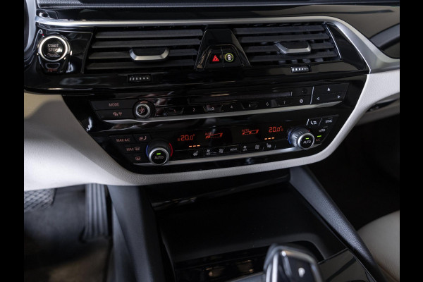 BMW 5 Serie 540i High Executive / 340pk / Leder / Achteruitrijcamera / Led