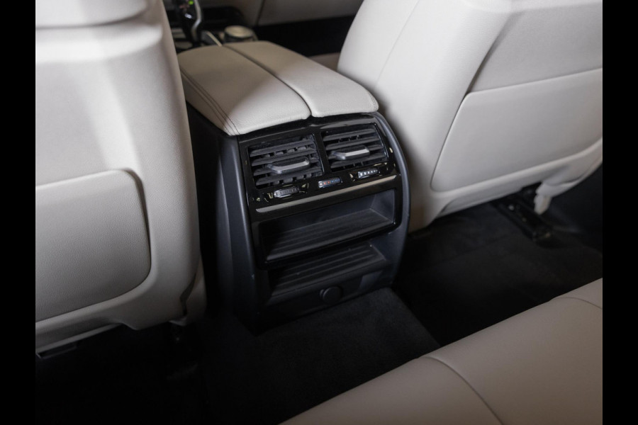BMW 5 Serie 540i High Executive / 340pk / Leder / Achteruitrijcamera / Led