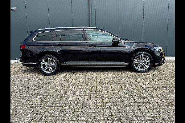 Volkswagen Passat Variant 1.5 TSI * R-Line * Pano dak * Trekhaak * Digi teller * AppleCarPlay *