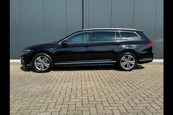 Volkswagen Passat Variant 1.5 TSI * R-Line * Pano dak * Trekhaak * Digi teller * AppleCarPlay *