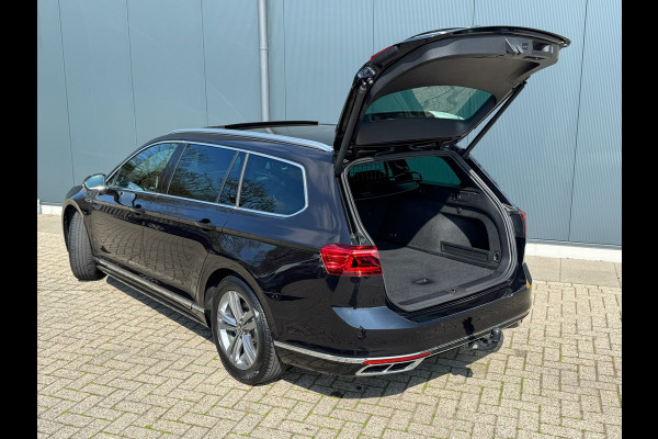 Volkswagen Passat Variant 1.5 TSI * R-Line * Pano dak * Trekhaak * Digi teller * AppleCarPlay *
