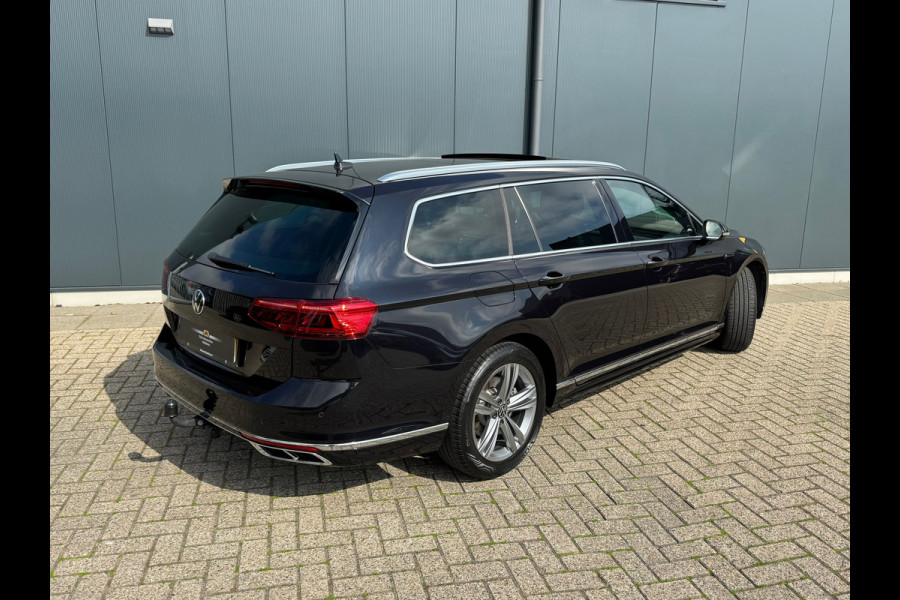 Volkswagen Passat Variant 1.5 TSI * R-Line * Pano dak * Trekhaak * Digi teller * AppleCarPlay *
