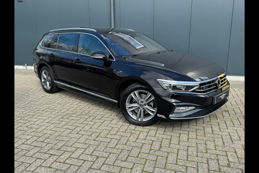 Volkswagen Passat Variant 1.5 TSI * R-Line * Pano dak * Trekhaak * Digi teller * AppleCarPlay *