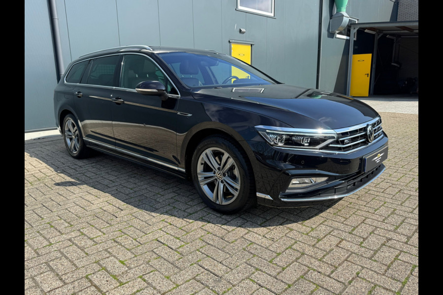 Volkswagen Passat Variant 1.5 TSI * R-Line * Pano dak * Trekhaak * Digi teller * AppleCarPlay *