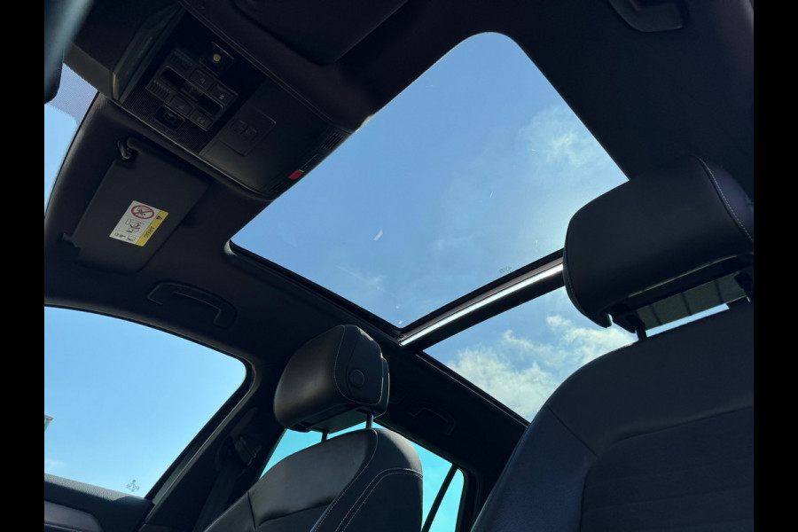Volkswagen Passat Variant 1.5 TSI * R-Line * Pano dak * Trekhaak * Digi teller * AppleCarPlay *