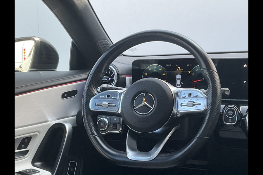 Mercedes-Benz CLA-Klasse 200 164pk Premium Plus AMG Pano.dak Sfeerverl. Stoelverw.