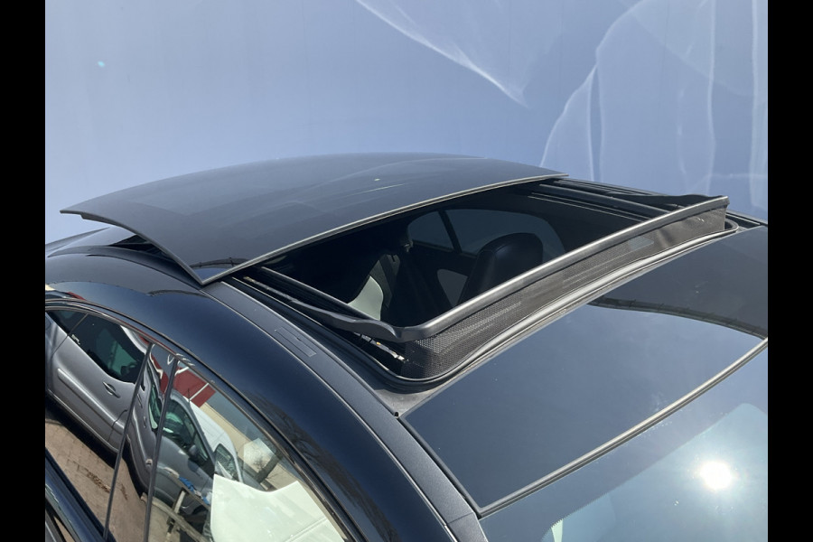 Mercedes-Benz CLA-Klasse 200 164pk Premium Plus AMG Pano.dak Sfeerverl. Stoelverw.