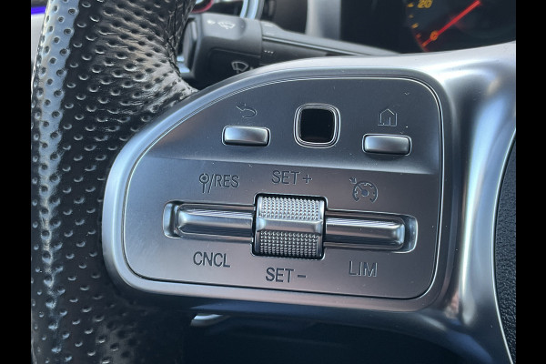 Mercedes-Benz CLA-Klasse 200 164pk Premium Plus AMG Pano.dak Sfeerverl. Stoelverw.