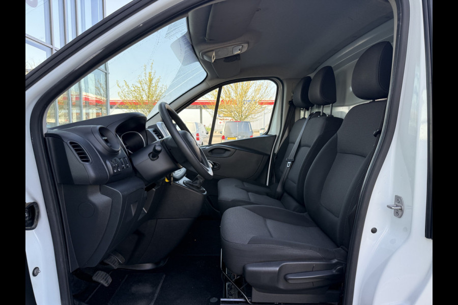 Renault Trafic 1.6 dCi 95 T27 L1H1 Comfort | NL-auto | LED | Trekhaak | Imperiaal | Cruisec.