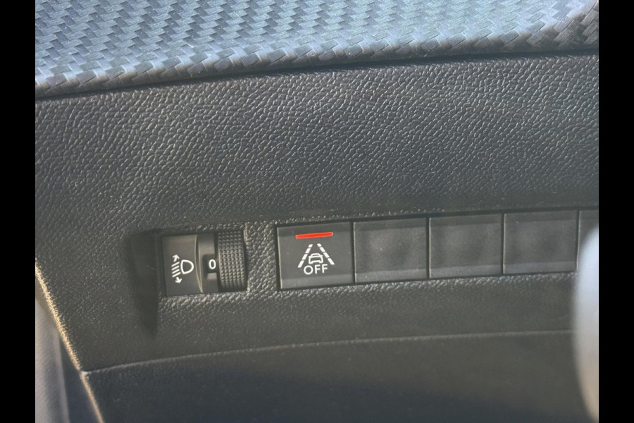 Peugeot 208 1.2 PureTech STYLE Edition - Apple CarPlay Navigatie I LED I PDC I Airco I Sport velgen I Dealer onderhouden