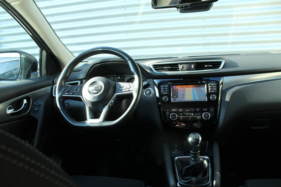 Nissan QASHQAI 1.6 164pk N-Connecta NL-Auto NAP Clima Cruise Navi 360 Camera 18"LMV Trekhaak 1500kg