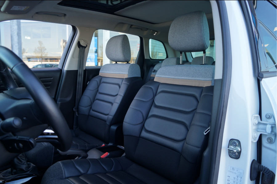 Citroën C3 Aircross 1.2 PureTech 110 Feel | Leren bekleding | Panoramadak | Stoelverwarming | Navigatie