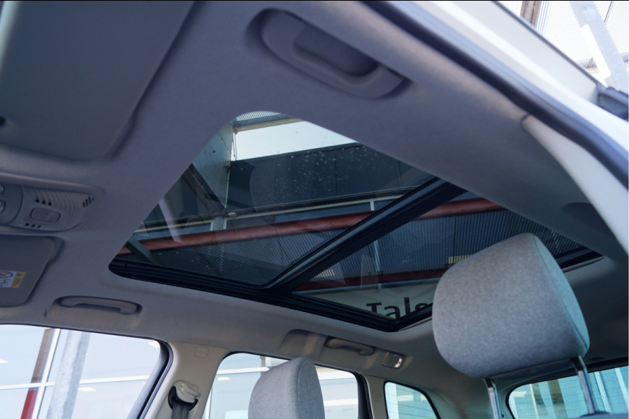 Citroën C3 Aircross 1.2 PureTech 110 Feel | Leren bekleding | Panoramadak | Stoelverwarming | Navigatie