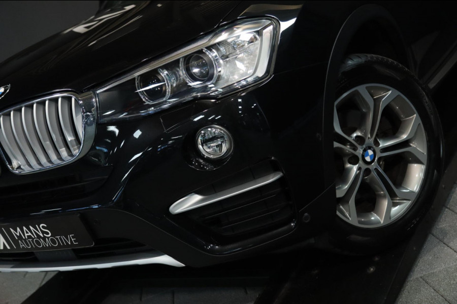 BMW X4 XDrive20i / PANODAK / HUD / KEYLESS / DODEHOEK / MEMORY / 18''