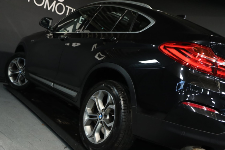 BMW X4 XDrive20i / PANODAK / HUD / KEYLESS / DODEHOEK / MEMORY / 18''