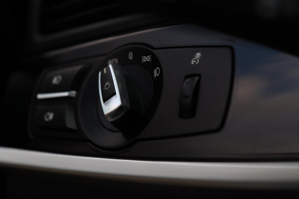 BMW X4 XDrive20i / PANODAK / HUD / KEYLESS / DODEHOEK / MEMORY / 18''