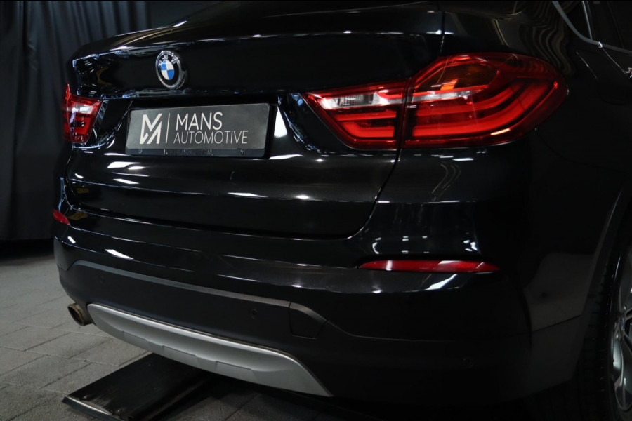 BMW X4 XDrive20i / PANODAK / HUD / KEYLESS / DODEHOEK / MEMORY / 18''