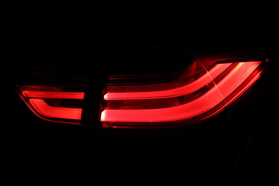 BMW X4 XDrive20i / PANODAK / HUD / KEYLESS / DODEHOEK / MEMORY / 18''