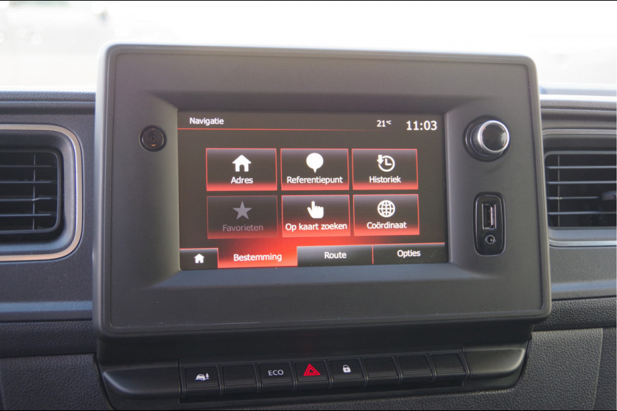 Renault Master T35 2.3 dCi 135PK L2H2 3-ZITS, TREKHAAK, STOELVERW. NAVI, CRUISE, AIRCO, APPLE CARPLAY