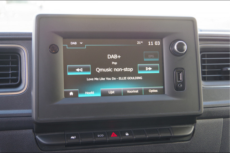 Renault Master T35 2.3 dCi 135PK L2H2 3-ZITS, TREKHAAK, STOELVERW. NAVI, CRUISE, AIRCO, APPLE CARPLAY