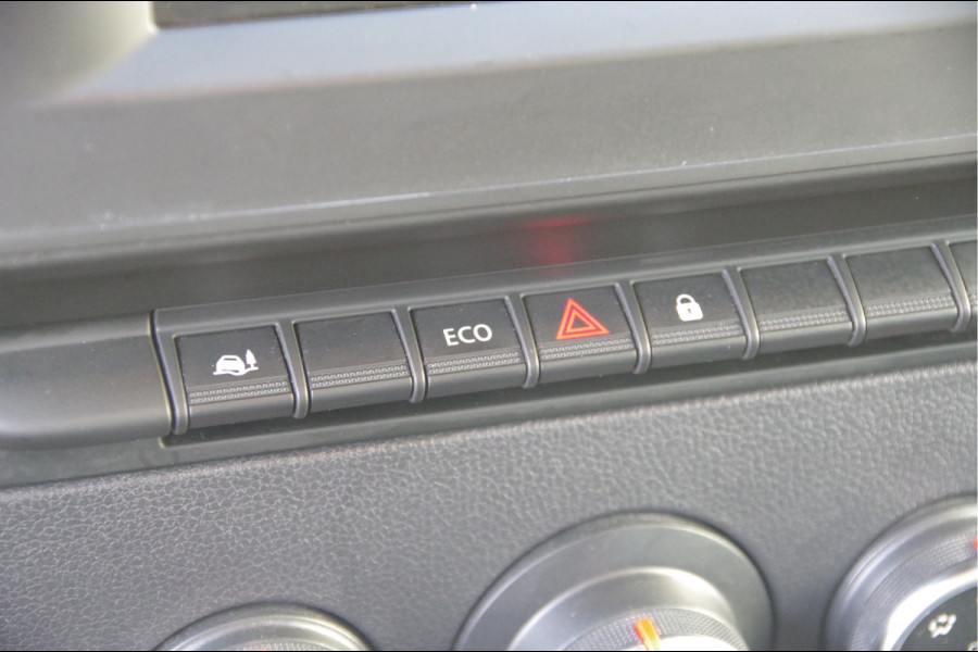 Renault Master T35 2.3 dCi 135PK L2H2 3-ZITS, TREKHAAK, STOELVERW. NAVI, CRUISE, AIRCO, APPLE CARPLAY
