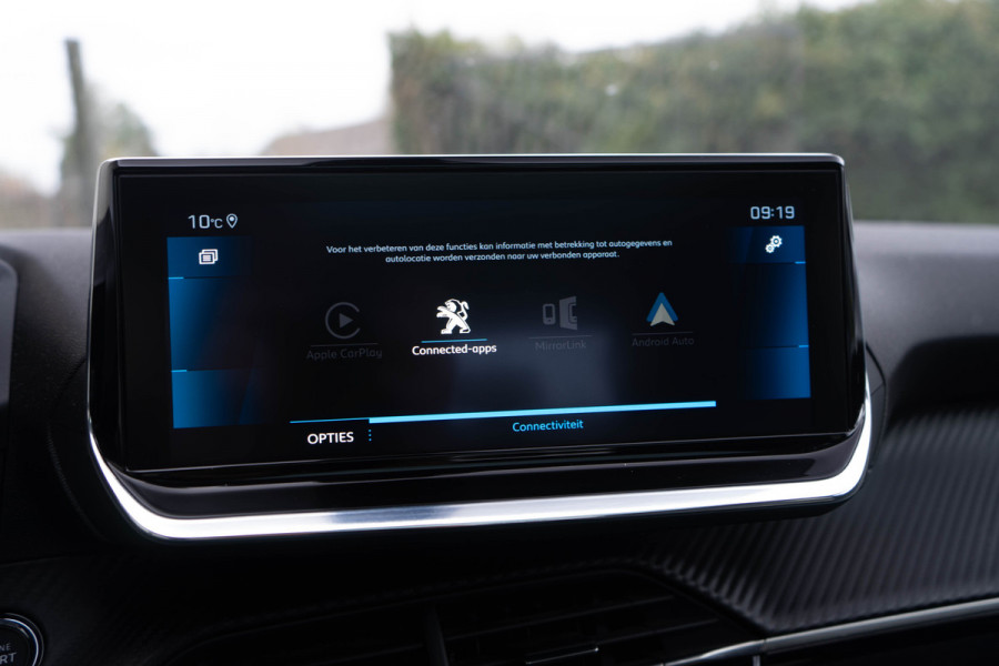 Peugeot 208 1.2 PureTech Allure / Navigatie/ Virtual Cockpit/ Panoramadak/ 74kW (101PK)