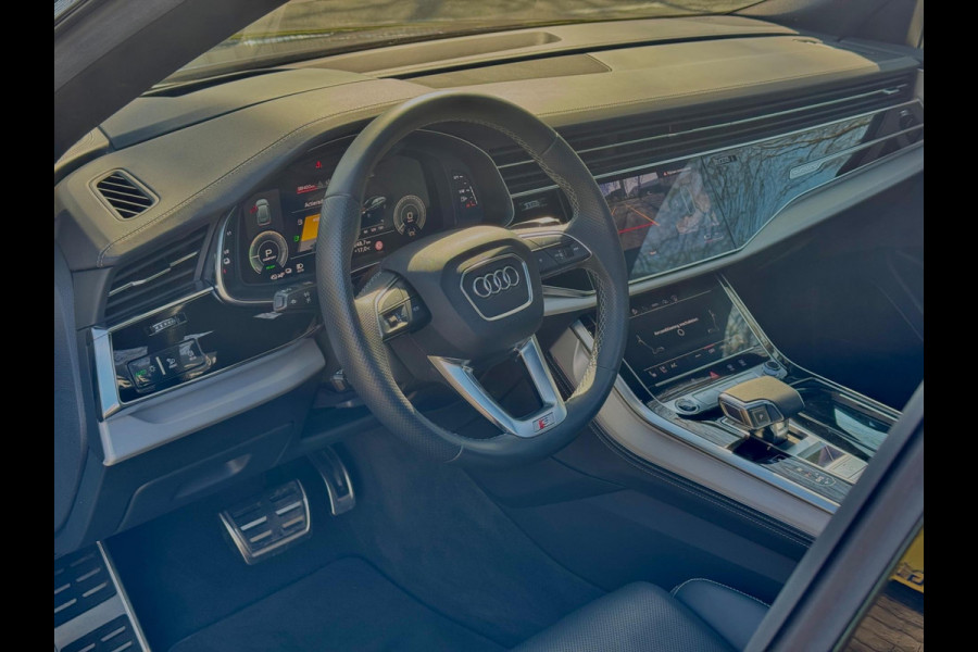 Audi Q8 60 TFSI e quattro Competition Adaptive Pano B&O Lane assist Keyless 3D-cam Head up Digital dashboard Massage Dealeronderho