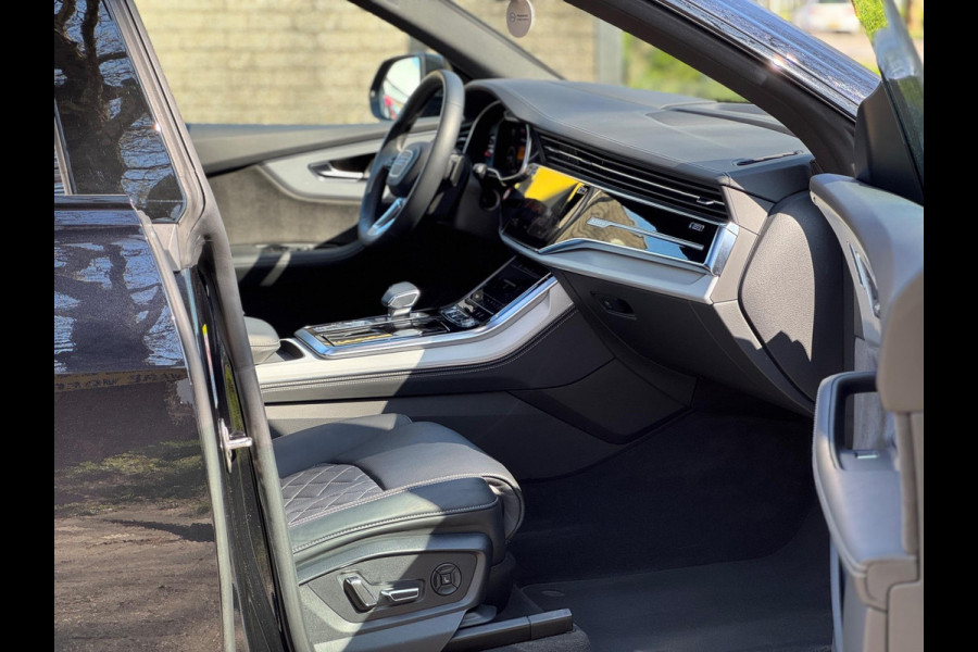 Audi Q8 60 TFSI e quattro Competition Adaptive Pano B&O Lane assist Keyless 3D-cam Head up Digital dashboard Massage Dealeronderho